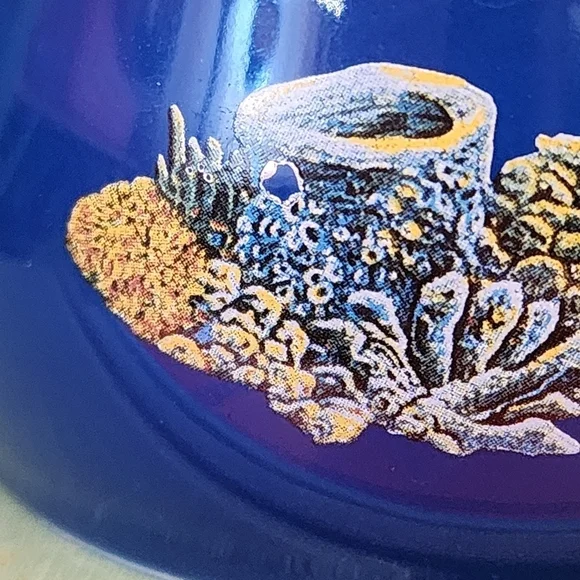 Danbury Mint Tropical Wonderland Blue Hawaii Robert Nelson Music Box #B8504 - Picture 5 of 8